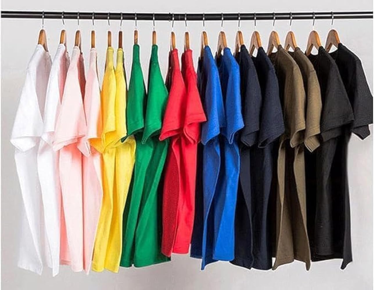Vêtements colorés bien entretenus