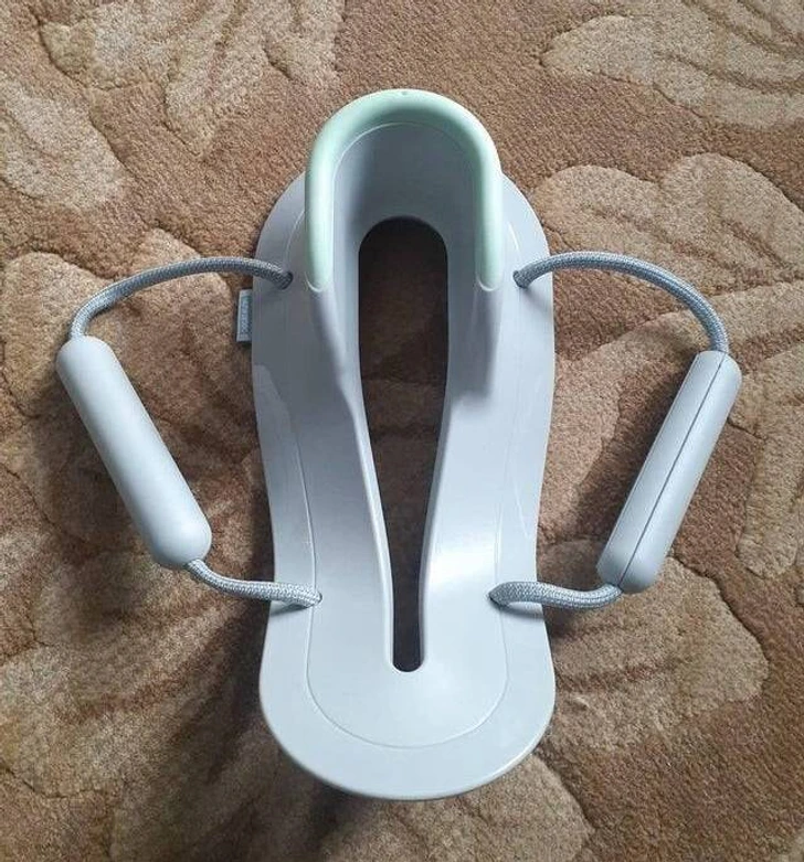 Appareil d'abdominaux compact