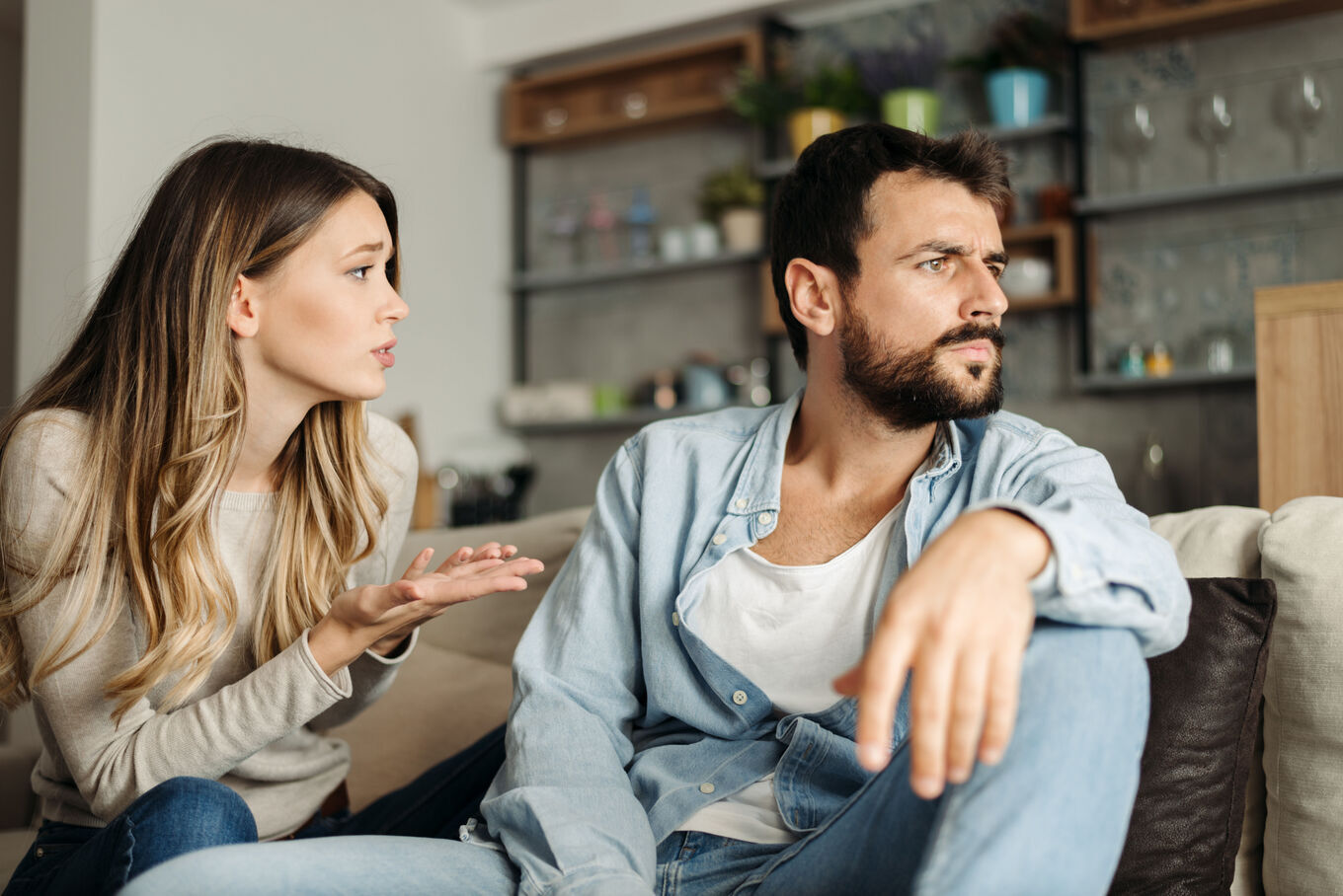 Couple en difficulté de communication
