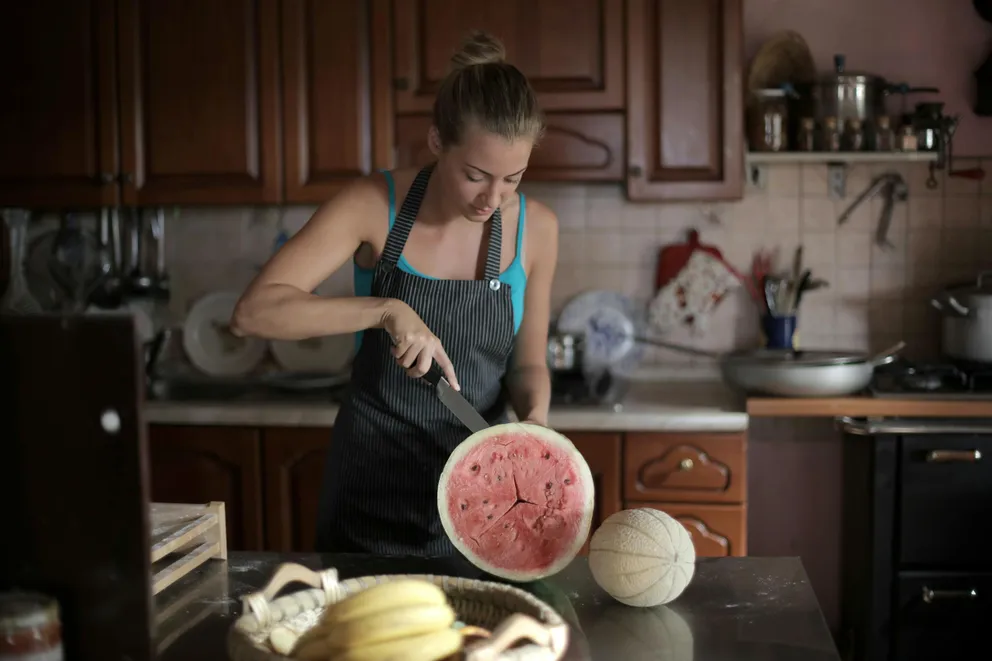 Mari avec pastèque