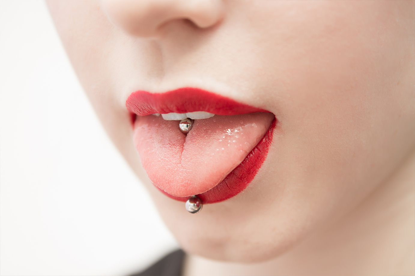 Piercing lingual historique