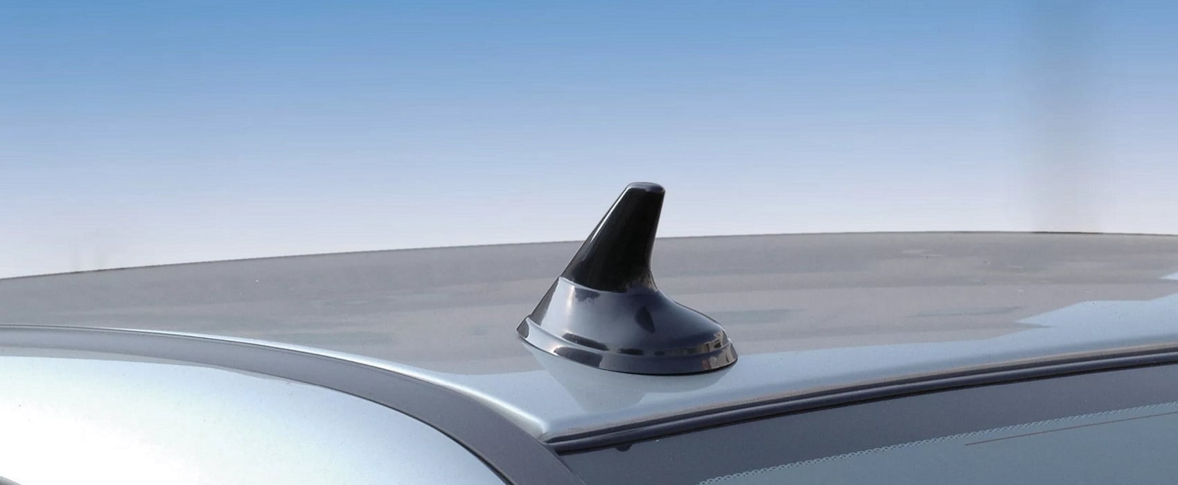 Aileron de requin sur toiture de voiture