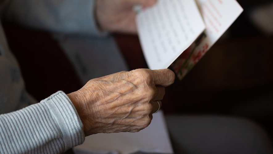 Papiers manuscrits conservés comme souvenirs
