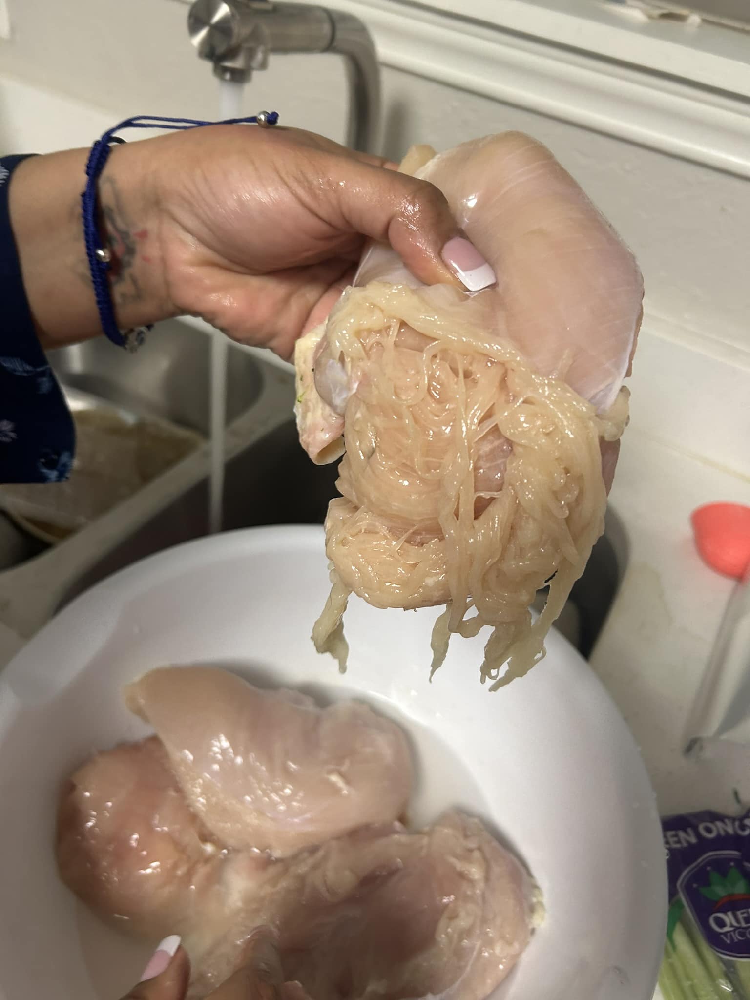 Comparaison entre un poulet traditionnel et un poulet industriel
