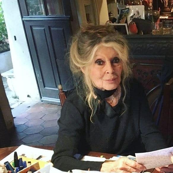 Nicolas-Jacques Charrier, serein, incarnant une vie choisie loin des caméras.