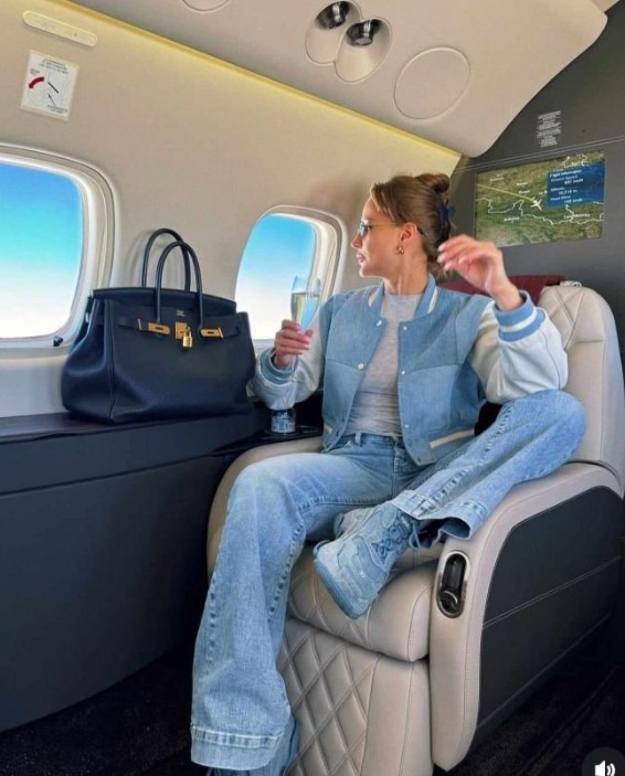 Alena Kaverina et Jean-Claude Van Damme